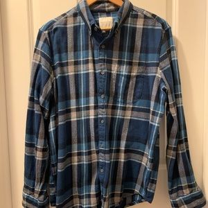 Men’s American Eagle Button-down Thick Flannel